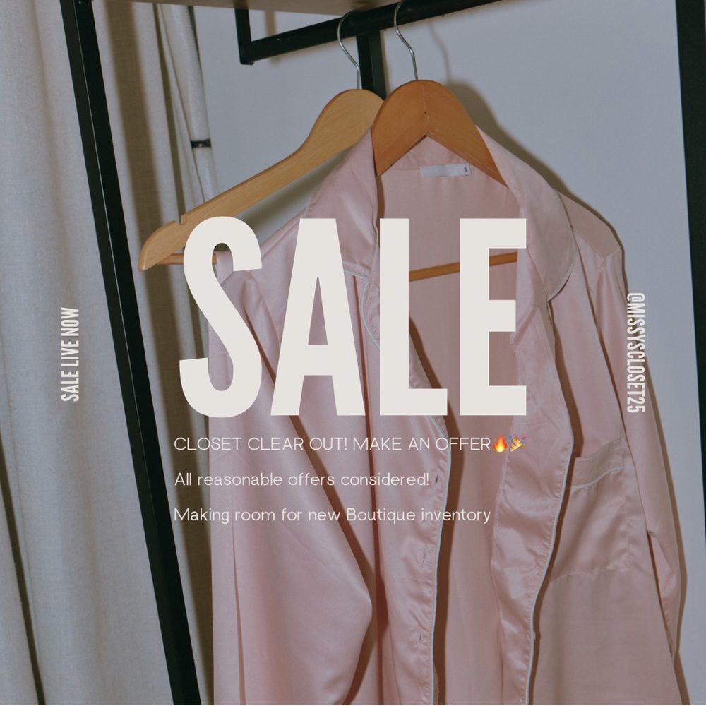 CLOSET CLEAR OUT! MAKE AN OFFER! 🎉❤️